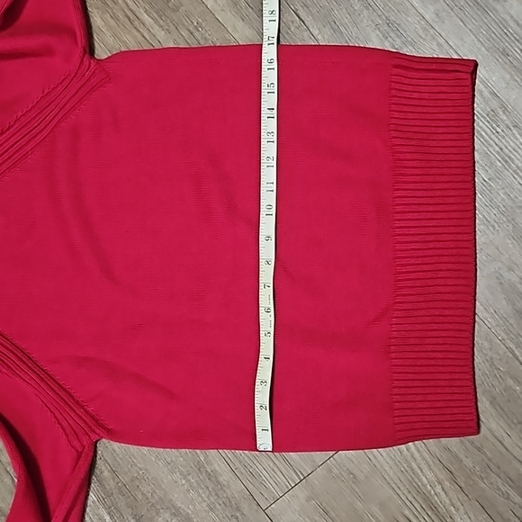 Jeanne Pierre,  Pomegranate, sweater,  size medium - Picture 7 of 9